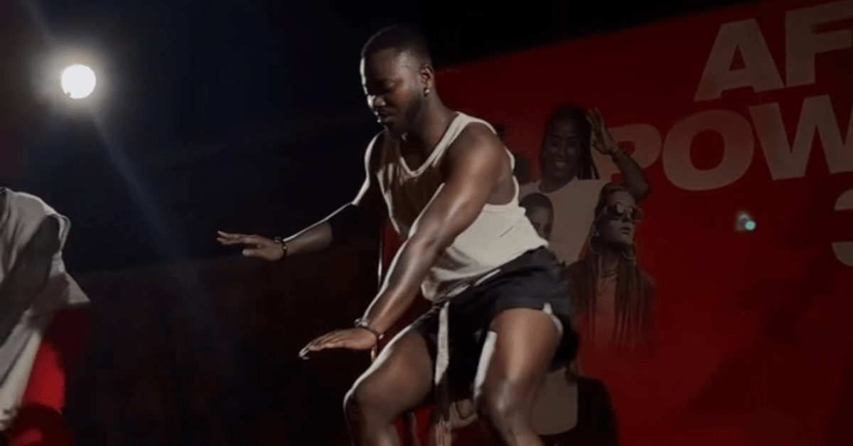 Joel Tenda, danseur et professeur de N'Dombolo en Europe