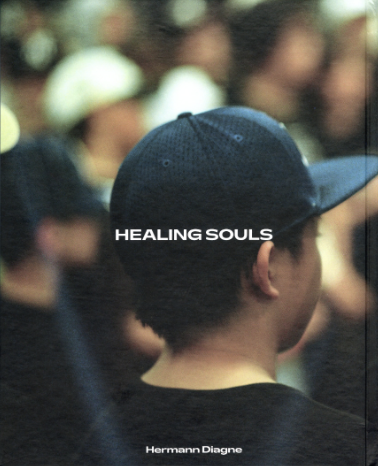 Photo de la couverture du livre "healing souls"